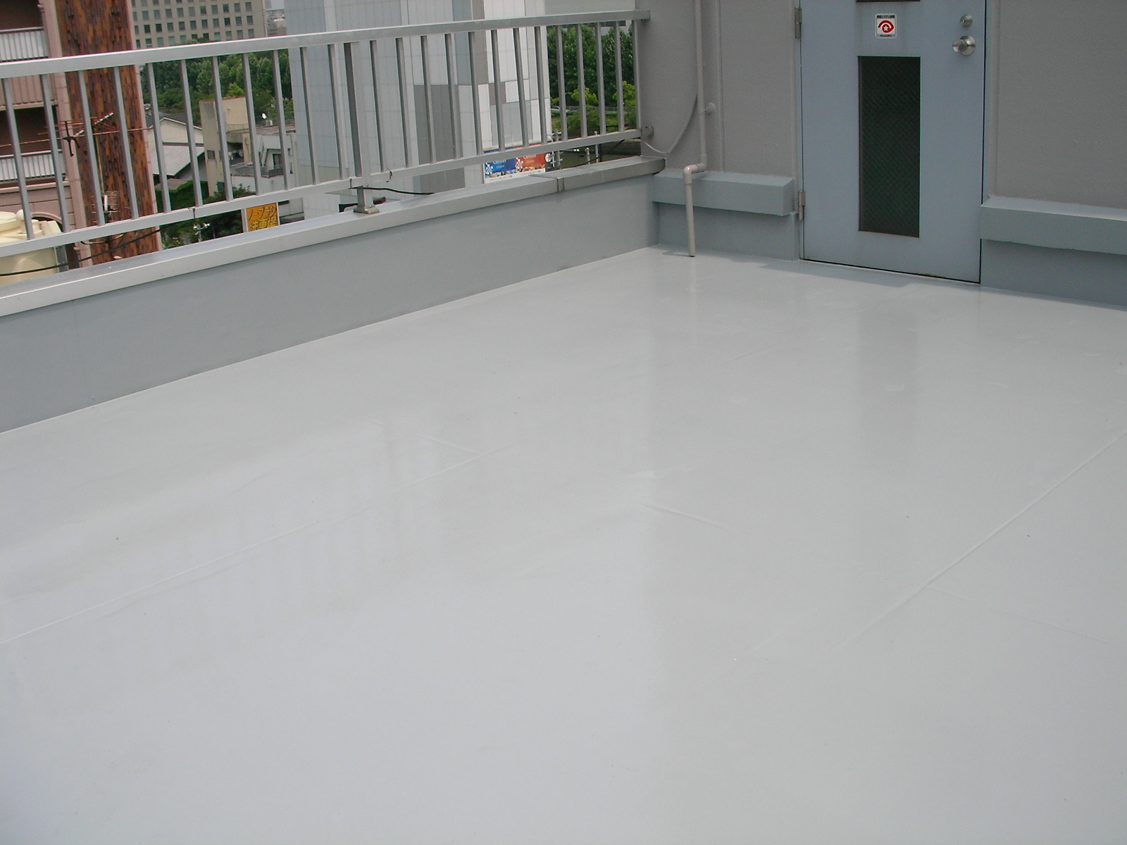 H�r���h���h����